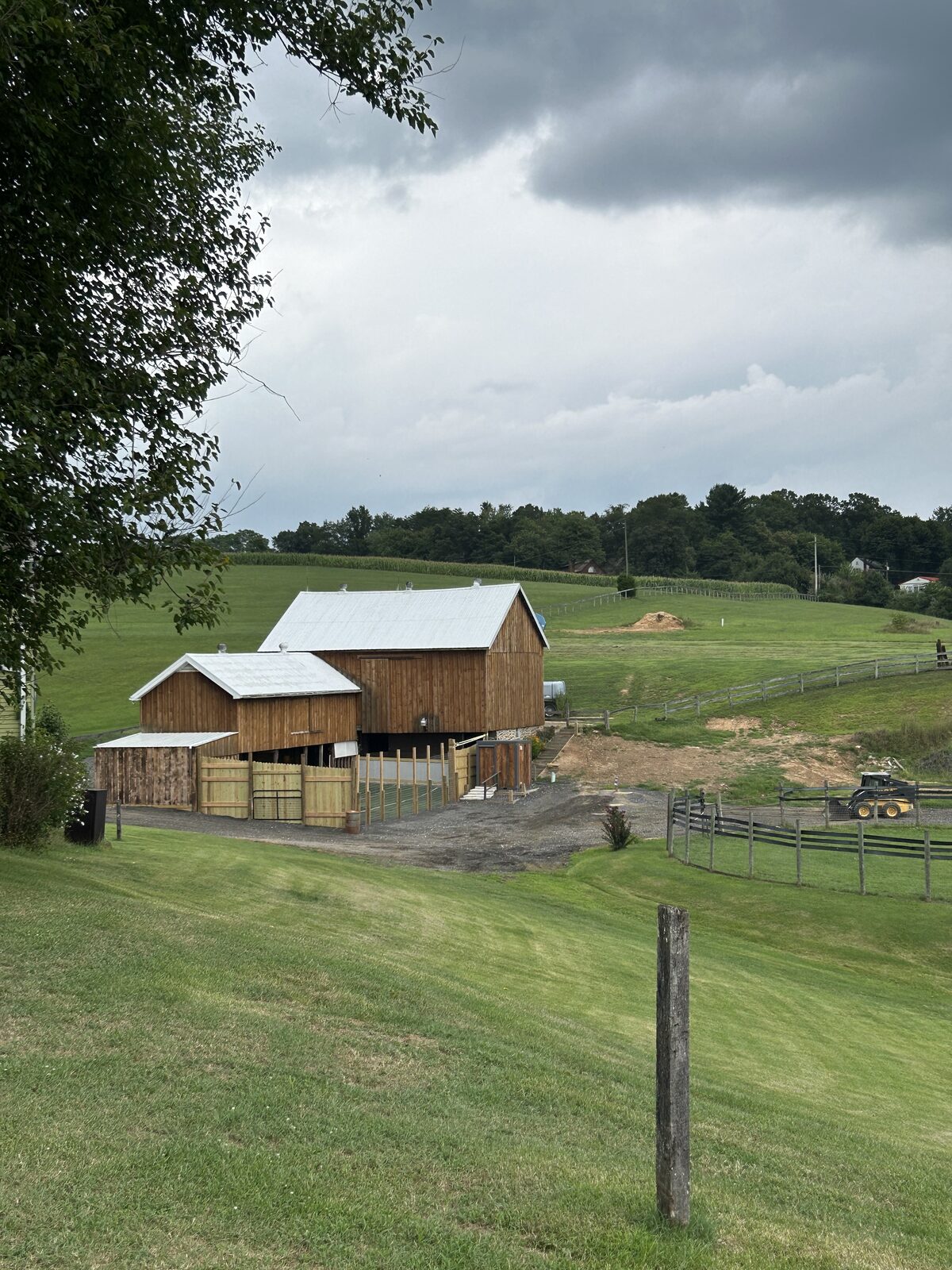 Exterior of the Pond View Kennels boarding building